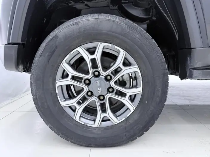 BAIC BJ40 2023 Model 2.0T Automatic 4WD City Hunter Edition Warrior Model – фото 6