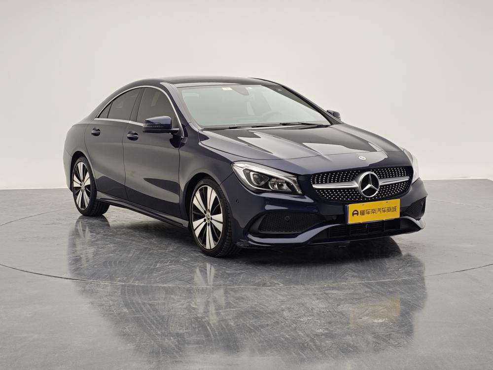 Mercedes-Benz CLA Imported 2017 комплектация CLA 200 Fashion