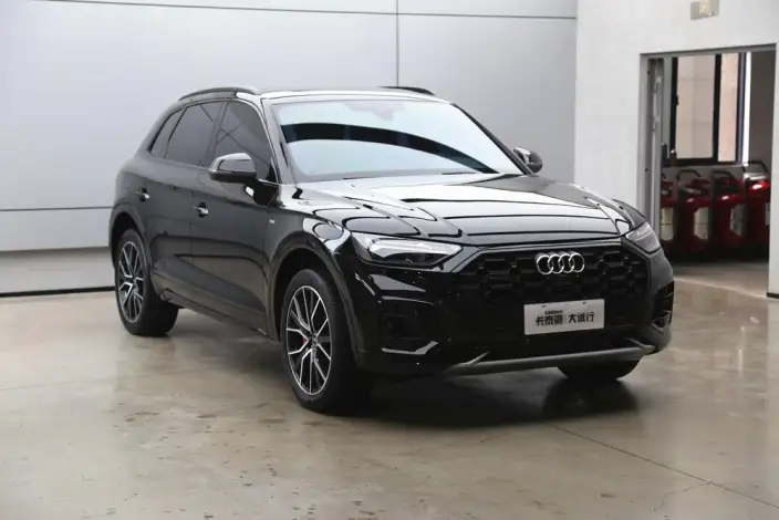 Audi Q5L 2025 Model 45TFSI Luxury Dynamic Model – фото 3