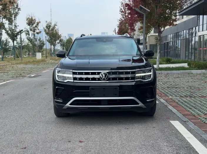 Volkswagen Teramont 2023 Model 380TSI 4WD Respect Deluxe Edition – фото 2