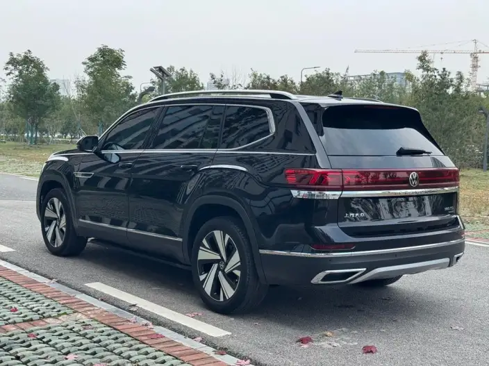 Volkswagen Teramont 2023 Model 380TSI 4WD Respect Deluxe Edition – фото 5