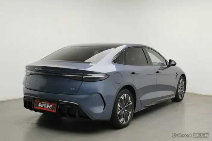 BYD Seal 2023 Model 700KM Champion Edition Noble Model – фото 4