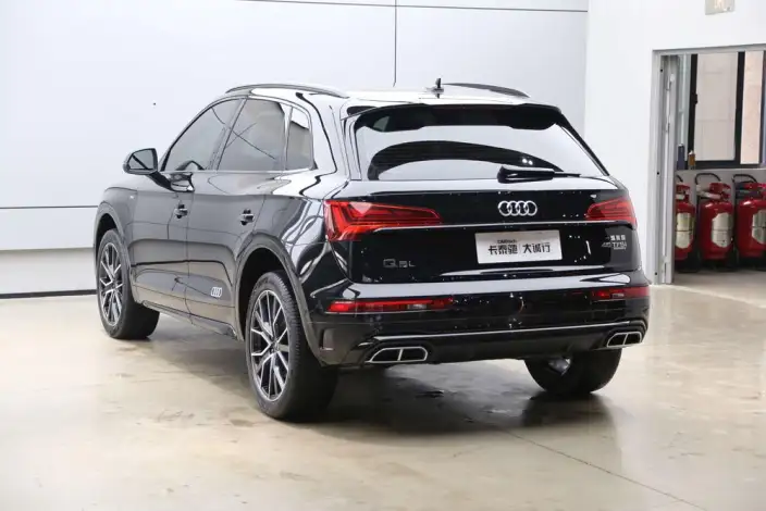 Audi Q5L 2025 Model 45TFSI Luxury Dynamic Model – фото 4