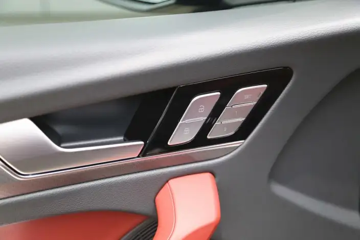 Audi Q5L 2025 Model 45TFSI Luxury Dynamic Model – фото 10