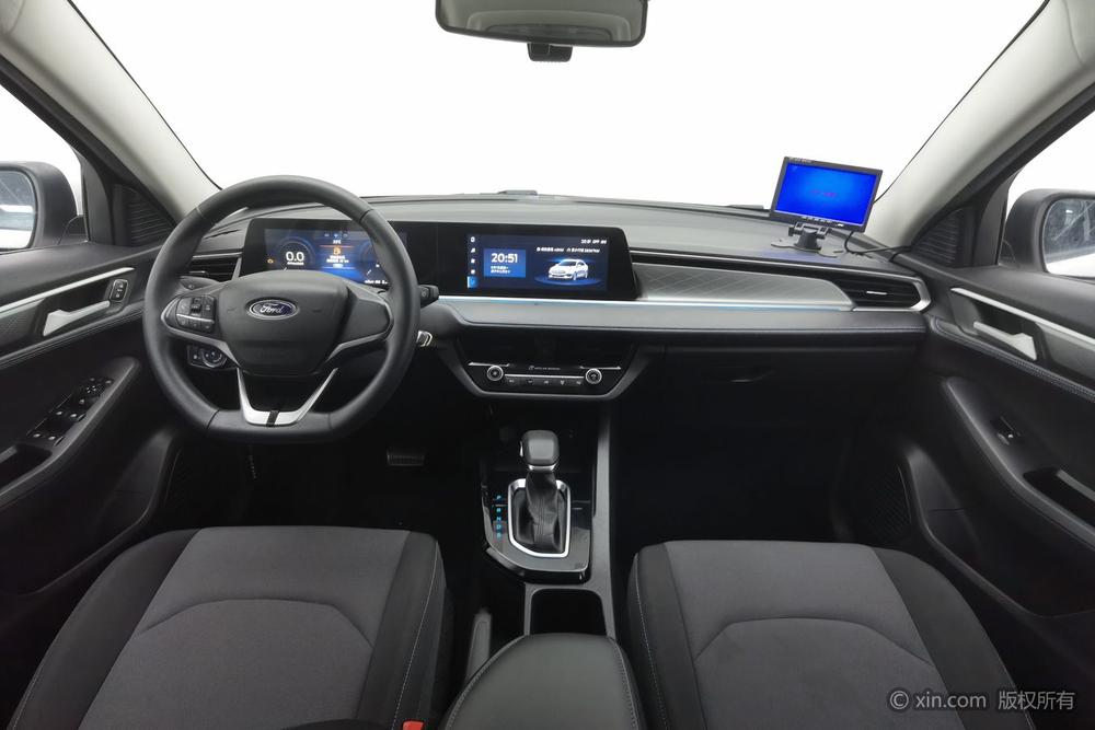 Ford Escort 2021 1.5L автоматическое Gold Edition – фото 13