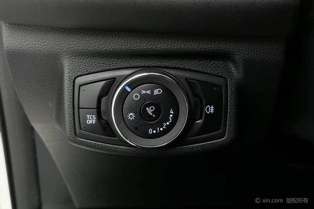 Ford Escort 2021 1.5L автоматическое Gold Edition – фото 16