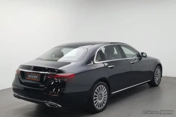 Mercedes-Benz E-Class 2023 Model E 300 L Luxury Model sedan – фото 4