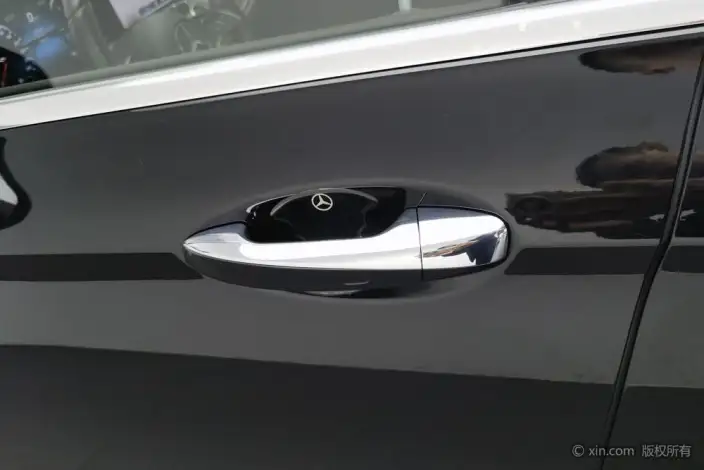 Mercedes-Benz E-Class 2023 Model E 300 L Luxury Model sedan – фото 10