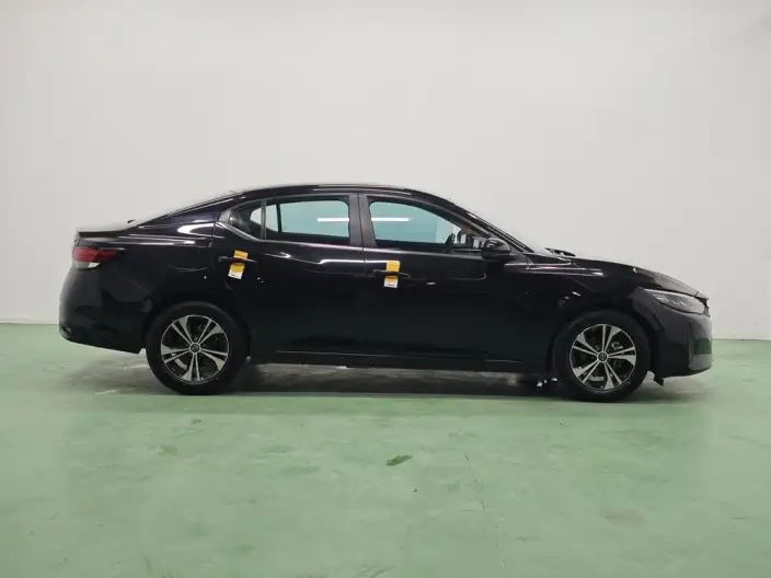 Nissan Sylphy 2023 Model 1.6L CVT Yuexiang Edition – фото 8