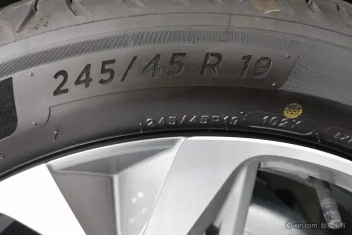 **Mazda EZ-6** 2024 Model Extended Range 200 Zhizun Edition – фото 9