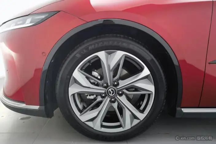 **Mazda EZ-6** 2024 Model Extended Range 200 Zhizun Edition – фото 10