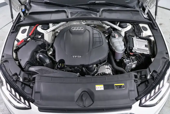 Audi A4 L 2023 Model 40 TFSI Fashion Dynamic Model – фото 6