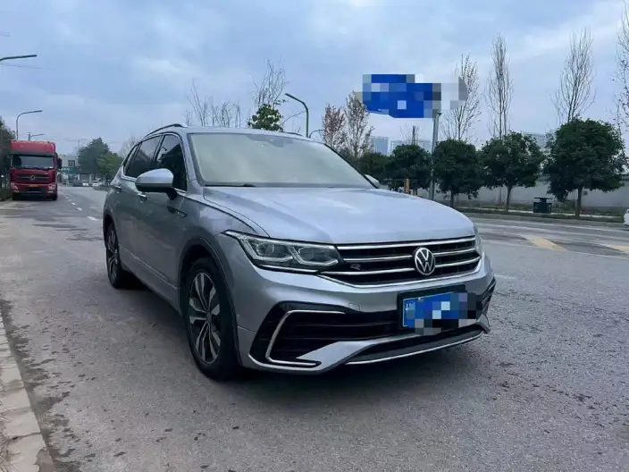 Volkswagen Tiguan L 2022 Model 330TSI Automatic 2WD R-Line Enjoy the version more – фото 3