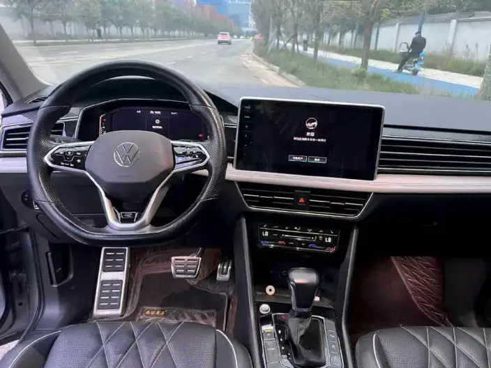 Volkswagen Tiguan L 2022 Model 330TSI Automatic 2WD R-Line Enjoy the version more – фото 6
