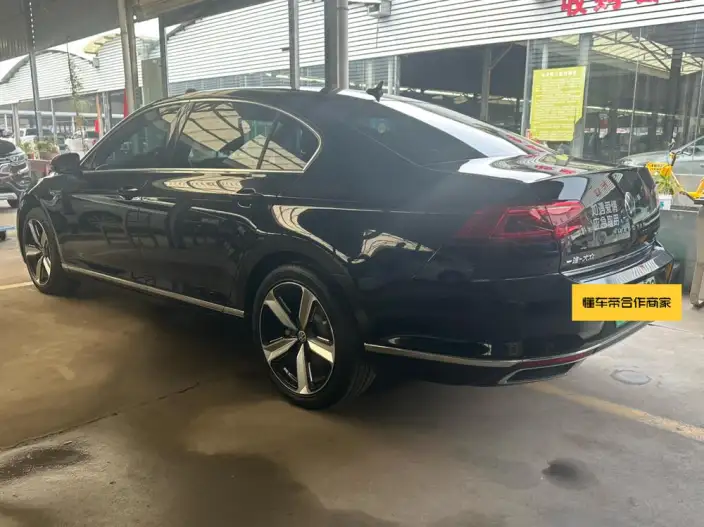 Volkswagen Magotan PHEV 2022 Model Luxury Model – фото 4
