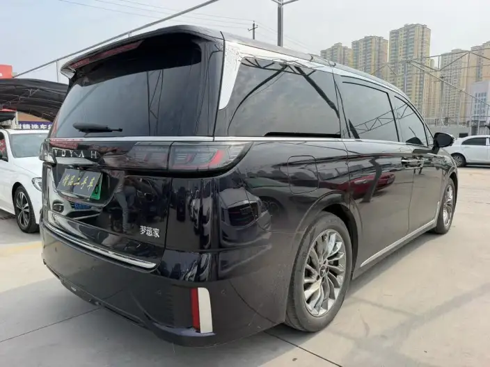 VOYAH Dreamer PHEV 2024 Model Ultra-long Endurance Ultimate Edition – фото 5