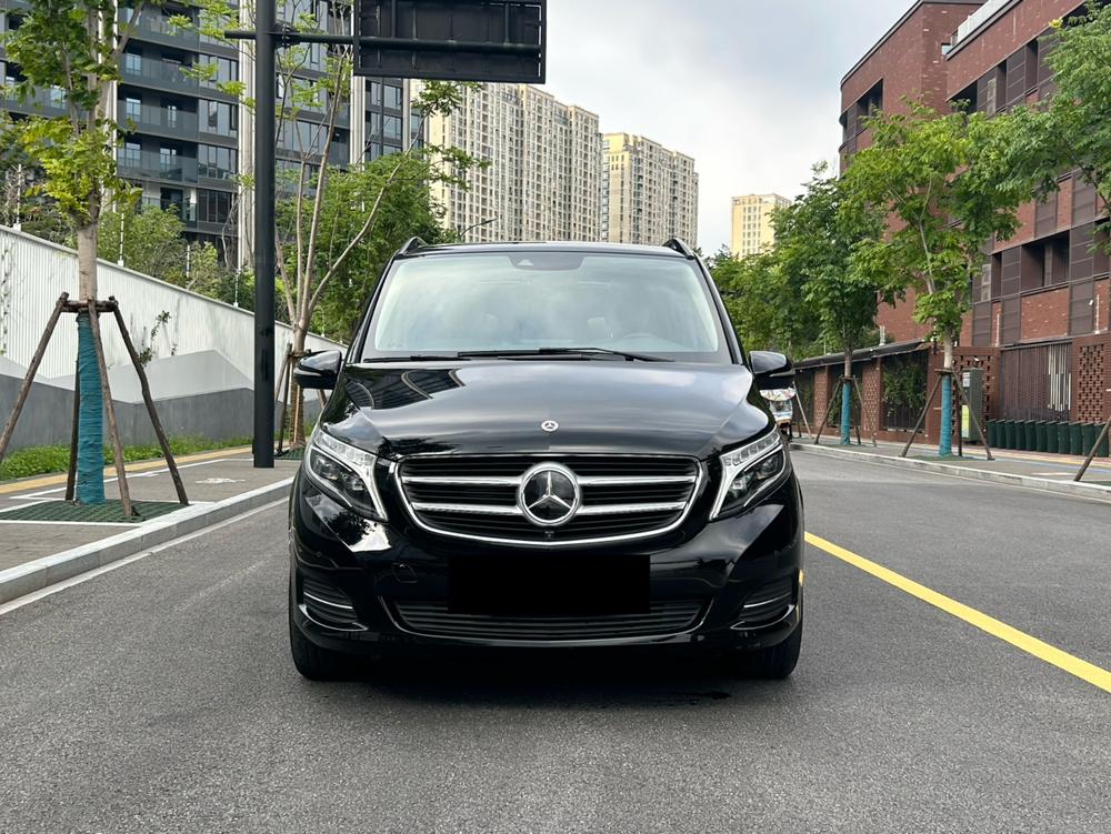 Mercedes-Benz V-Class 2018 V 260 L Noble Extended Edition Country VI