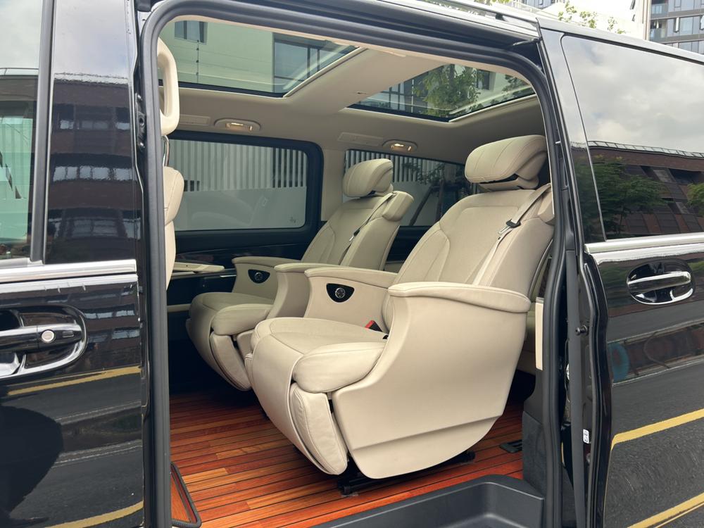 Mercedes-Benz V-Class 2018 V 260 L Noble Extended Edition Country VI – фото 15