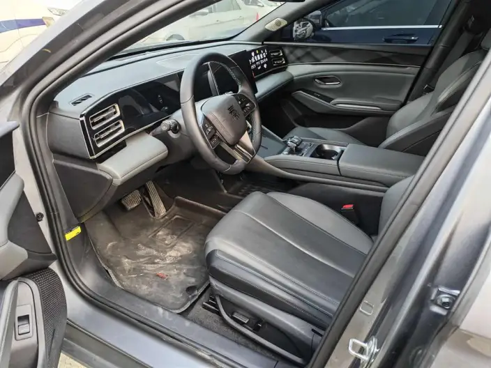 QinL DM 2024 Model DM-i 80KM Leading Model – фото 8