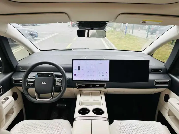 Li Auto MEGA 2025 Model Home Family Special Edition – фото 6
