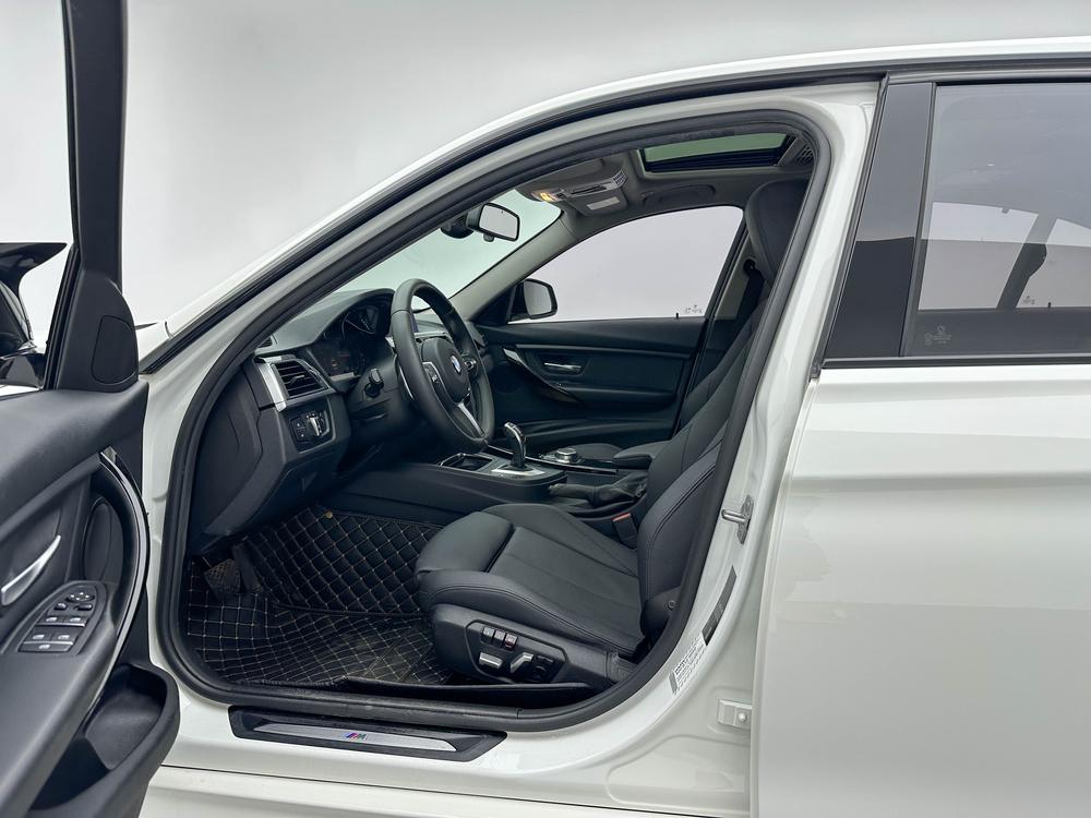 BMW 3 Series 2018 320Li Leader M Sport Package – фото 17