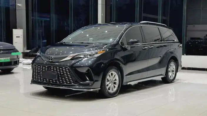 Granvia 2024 Model Intelligent Hybrid 2.5L 2WD Comfort Edition – фото 1
