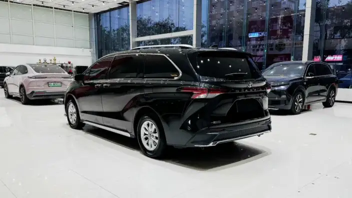 Granvia 2024 Model Intelligent Hybrid 2.5L 2WD Comfort Edition – фото 5