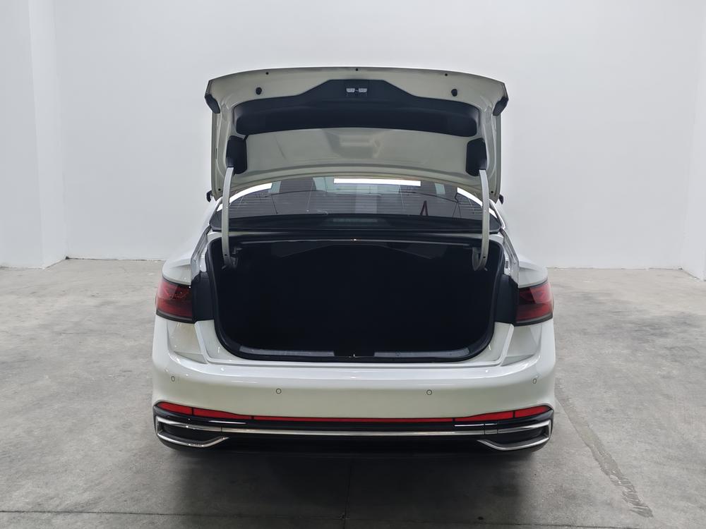 Volkswagen Sagitar 2023 300TSI DSG Beyond – фото 20