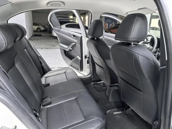 Volkswagen Lavida 2019 Model Voyage 1.5L Automatic Fashion edition China VI – фото 9
