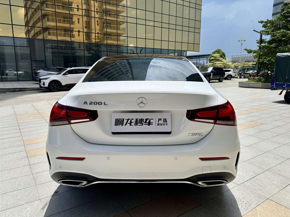 Mercedes-Benz A-Class 2022 A 200 L Sport Sedan Style – фото 4