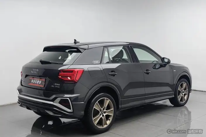 AUDI Q2L 2022 Model 35 TFSI Fashion Dynamic Model – фото 4