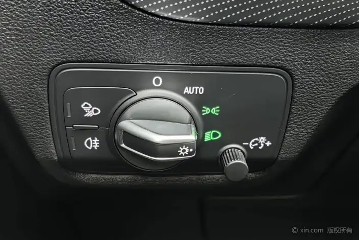 AUDI Q2L 2022 Model 35 TFSI Fashion Dynamic Model – фото 9