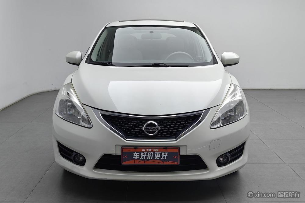 Nissan Tiida 2011 1.6L CVT Smart