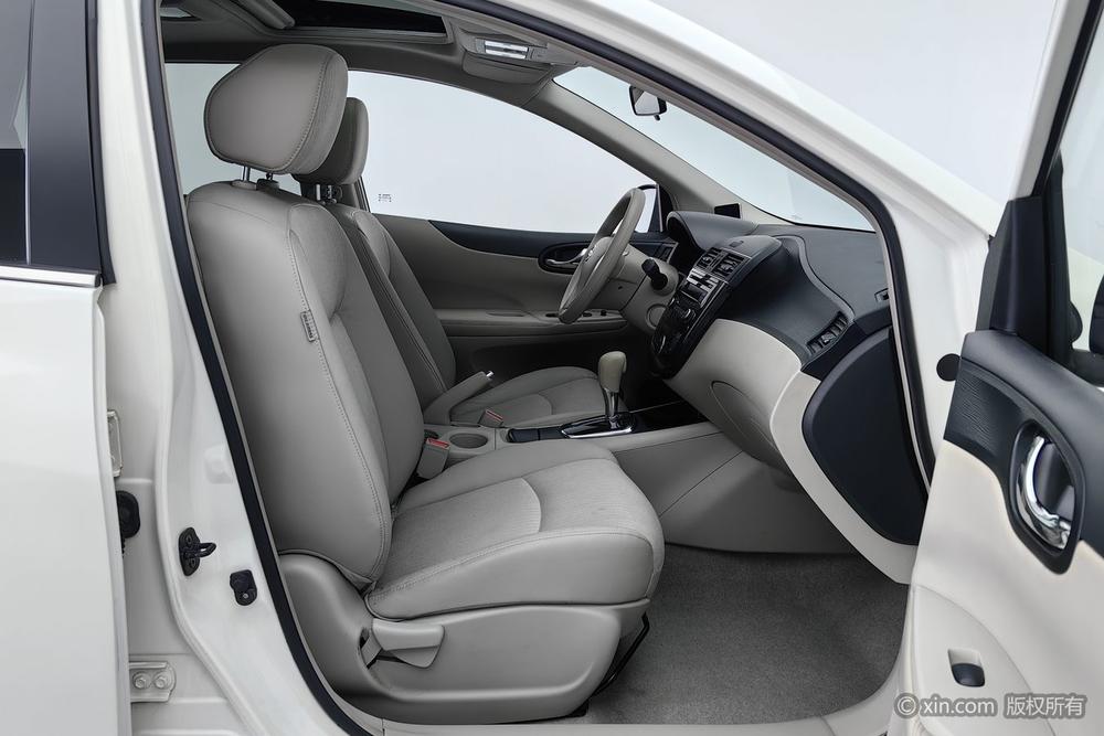 Nissan Tiida 2011 1.6L CVT Smart – фото 24