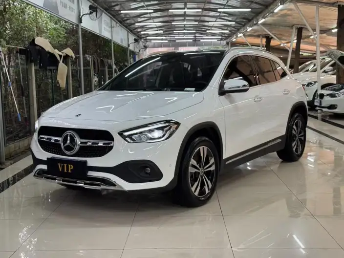 Mercedes-Benz GLA 2023 Model GLA 220 – фото 1