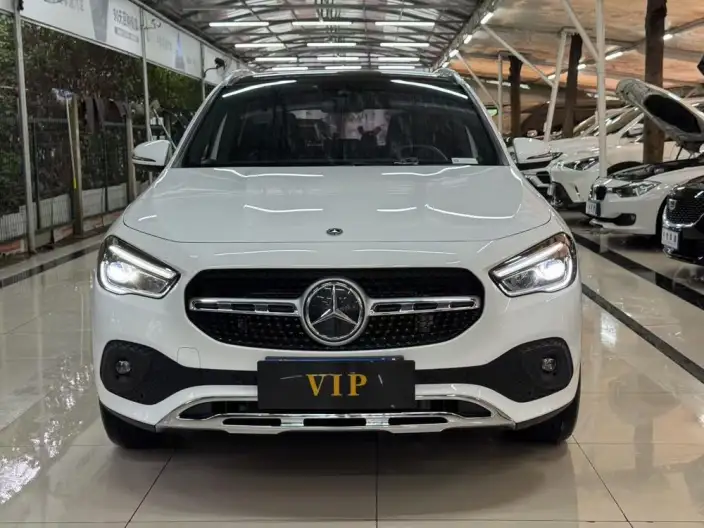 Mercedes-Benz GLA 2023 Model GLA 220 – фото 2