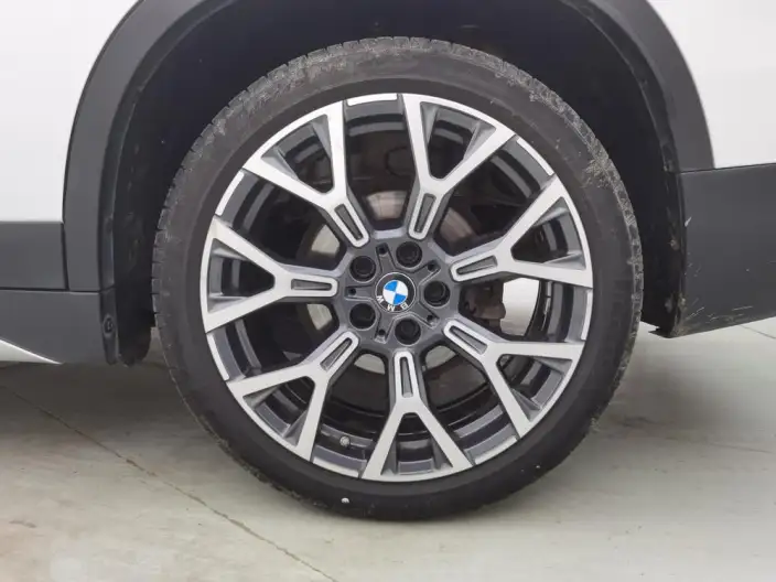 BMW X1 2022 Model xDrive25Li Exclusive Model – фото 9
