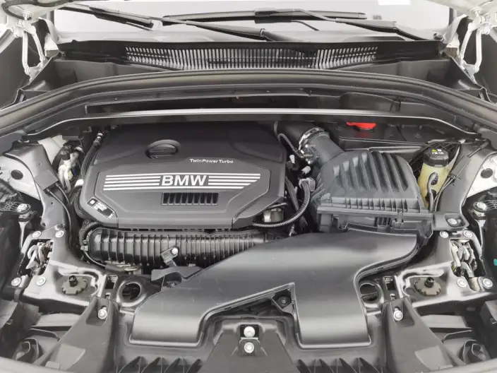 BMW X1 2022 Model xDrive25Li Exclusive Model – фото 10