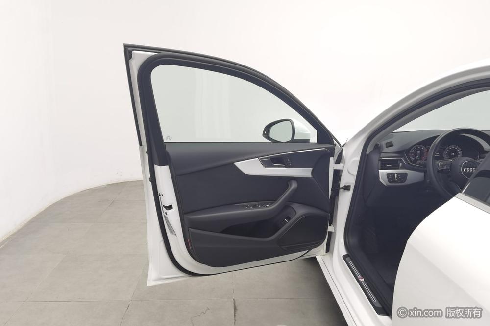 Audi A4L 2023 40 TFSI Style Dynamic – фото 21
