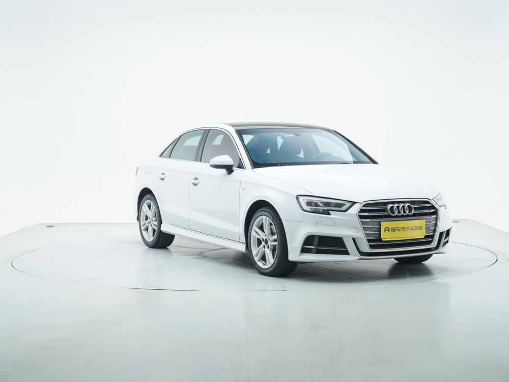Audi A3 2020 Limousine 35 TFSI Style China VI