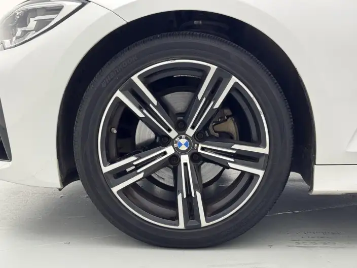 BMW 3 Series 2022 Model 325i M Sports Set – фото 9