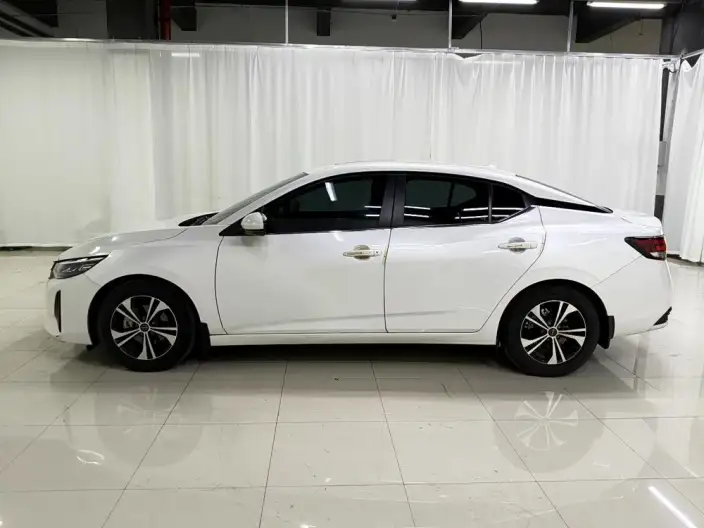 Nissan Sylphy 2023 Model 1.6L CVT Yuexiang Edition – фото 4