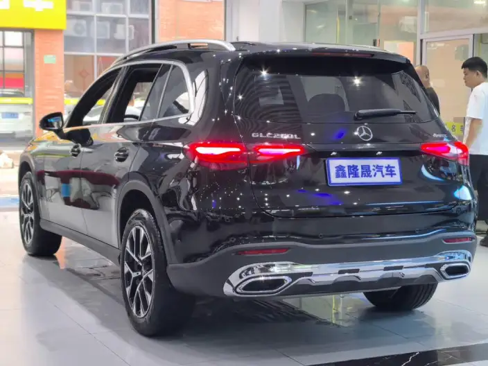 Mercedes-Benz GLC 2025 Model Facelift GLC 260 L 4MATIC Dynamic Model 5 seat – фото 4