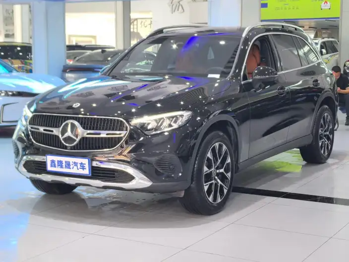 Mercedes-Benz GLC 2025 Model Facelift GLC 260 L 4MATIC Dynamic Model 5 seat – фото 7