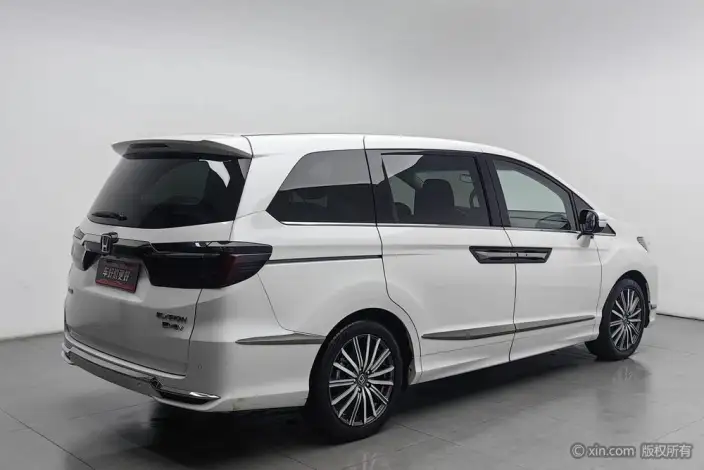 Honda Elysion 2022 Model 2.0L Hybrid Deluxe Edition – фото 4