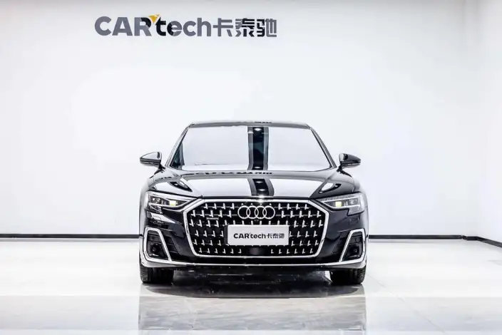 Audi A8 2023 Model A8L 50 TFSI quattro Exclusive Model – фото 2