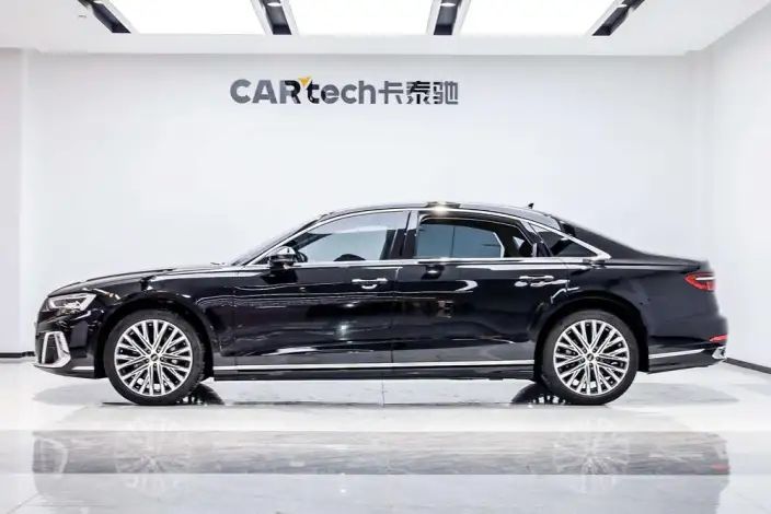 Audi A8 2023 Model A8L 50 TFSI quattro Exclusive Model – фото 3