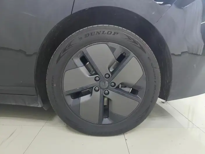 Li Auto i6 2025 Model 2WD Standard Edition – фото 9