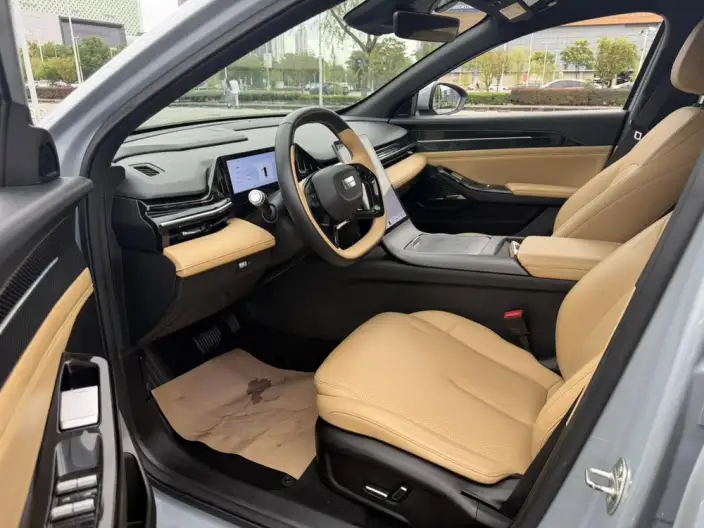 Geely Galaxy L6 2023 Model 1.5T DHT 125km Galaxy – фото 8