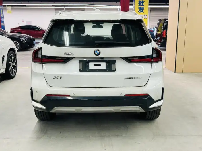 BMW X1 2023 Model sDrive20Li X Design Set – фото 5